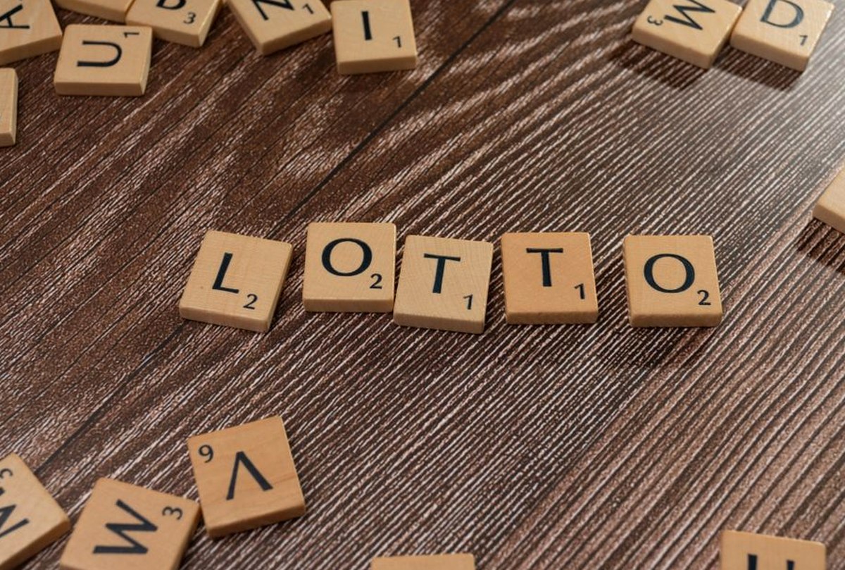 game crypto Debet